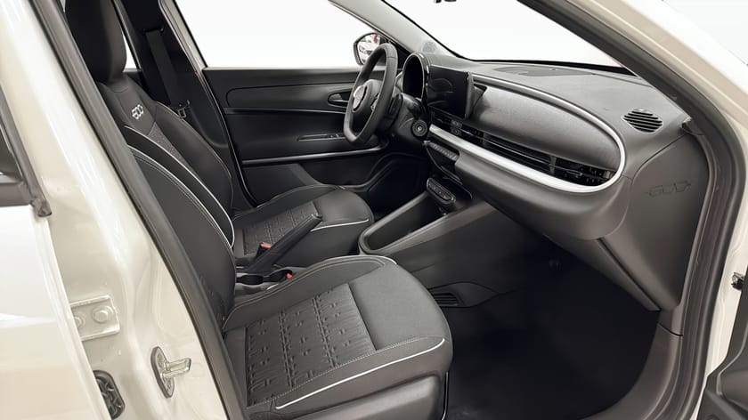 Bild 3 av Fiat 600 Hybrid HEV POP 1.2 100 HK DCT6 FWD