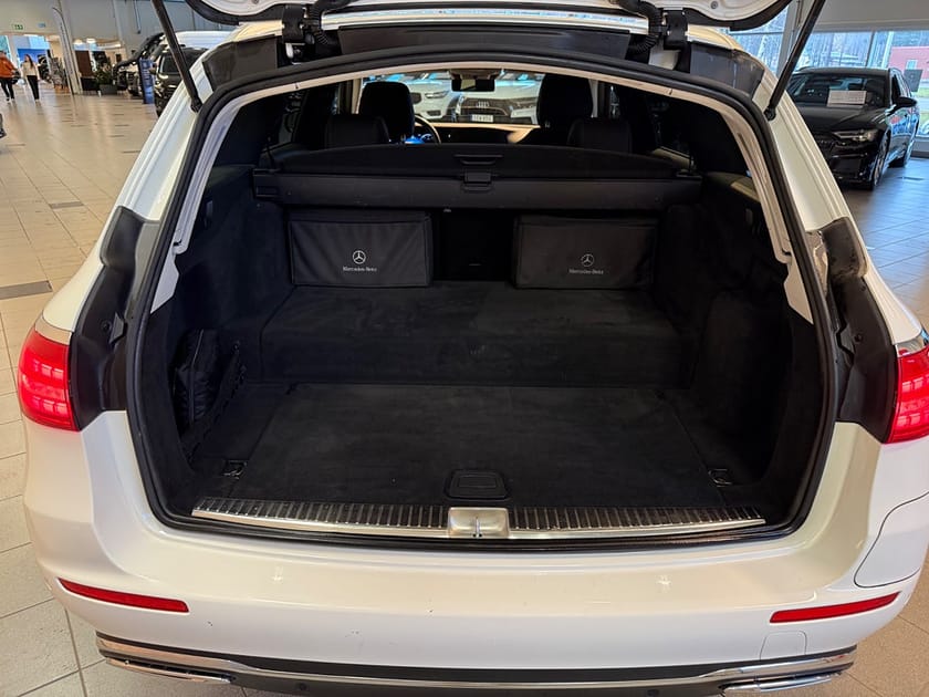 Bild 5 av Mercedes-Benz E 300 T de 4MATIC 9G-Tronic Värmare, Drag