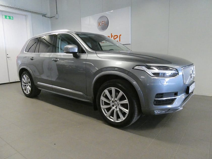 Bild 3 av Volvo XC90 D5 AWD Inscription 7-Sits-Kamera-VOC-Värmare-Drag-Sov