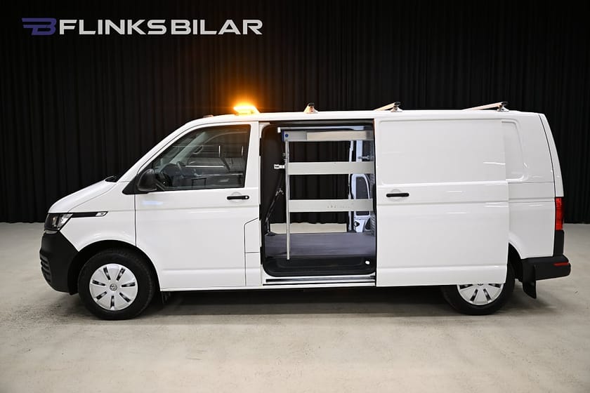 Bild 2 av Volkswagen Transporter 4Motion DSG 150HK L2|Servicebil|Inredd|NyKamrem|Leasbar