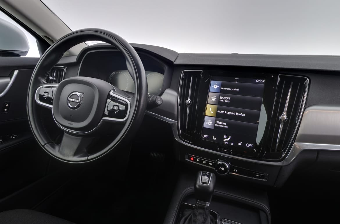 Volvo V90 2018 - miniatyr 8