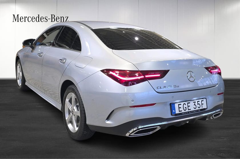 Bild 4 av Mercedes-Benz CLA 250 e COUPÉ AMG ADVANCED EDITION