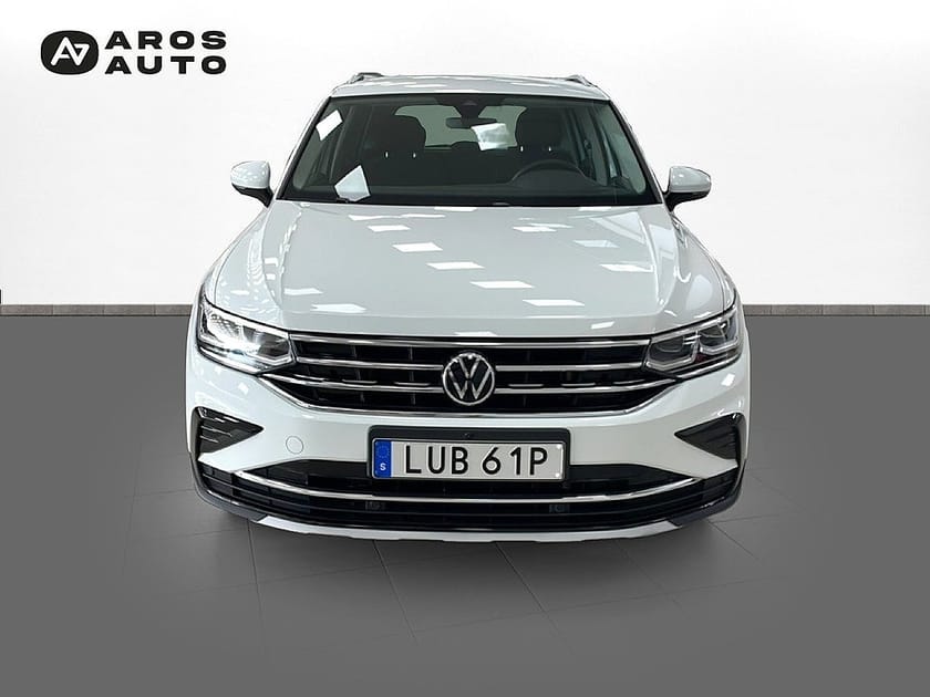 Bild 2 av Volkswagen Tiguan 2.0 TDI 4Motion Elegance/Cockpit/D-Värm/Drag