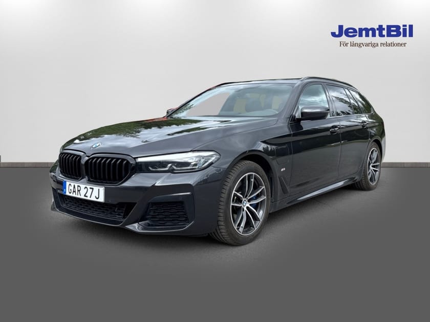 Bild 1 av BMW 530e xDrive Touring M-Sport, Vinterhjul