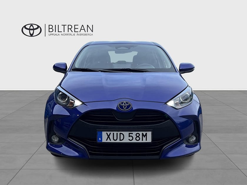 Bild 5 av Toyota Yaris Hybrid 115 115hk Active Komfortpaket Vinterhjul