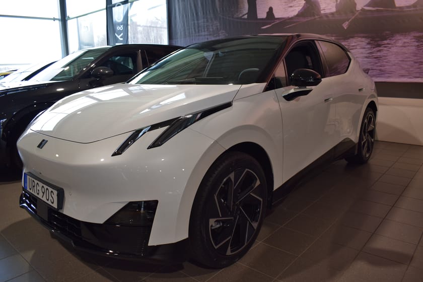 Bild 1 av Lynk & Co 02 EV More BEV