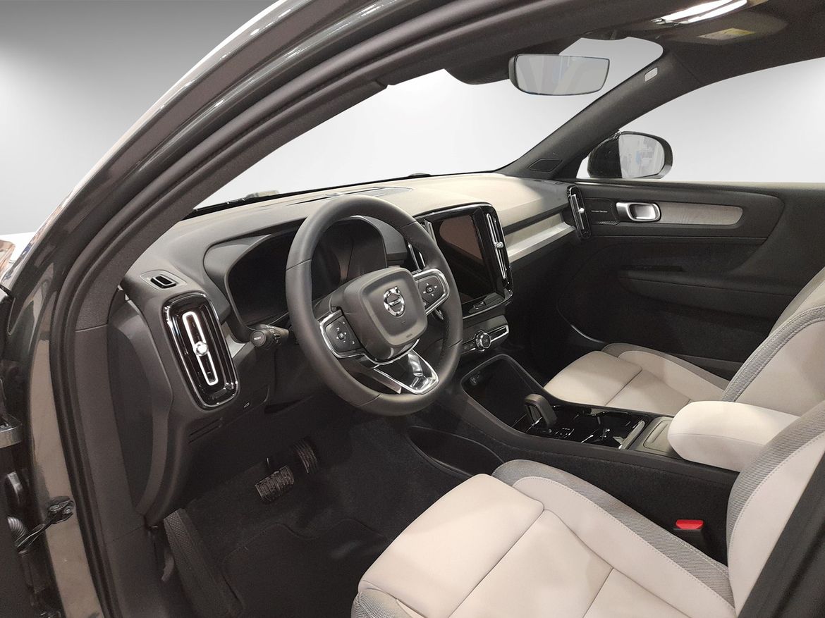 Bild 4 av 6 på bilen