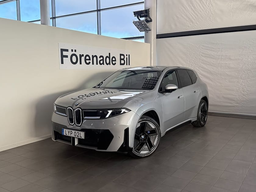 Bild 1 av BMW iX3 50 xDrive Fully Charged M Sport Edition Drag Head-Up