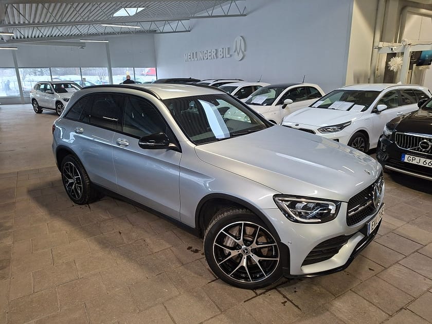 Bild 2 av Mercedes-Benz GLC 300 e 4MATIC 9G-Tronic AMG Plus Sport