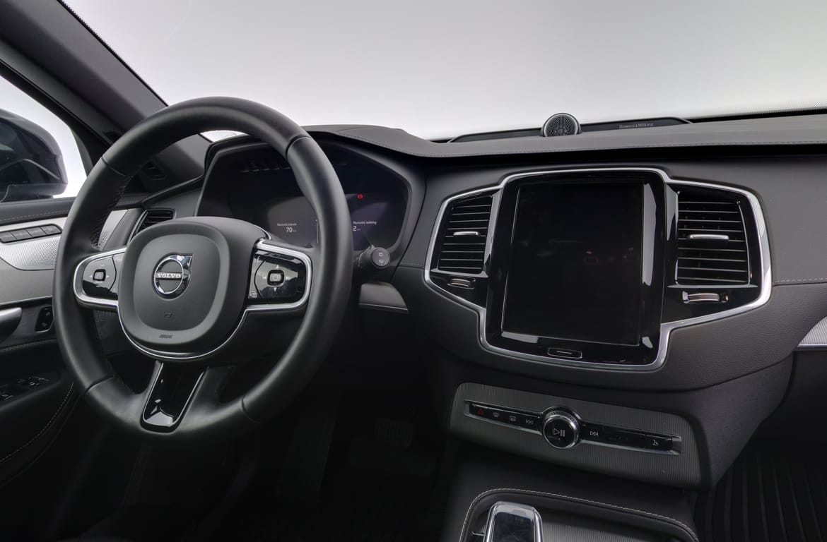 Volvo XC90 2023 - miniatyr 8