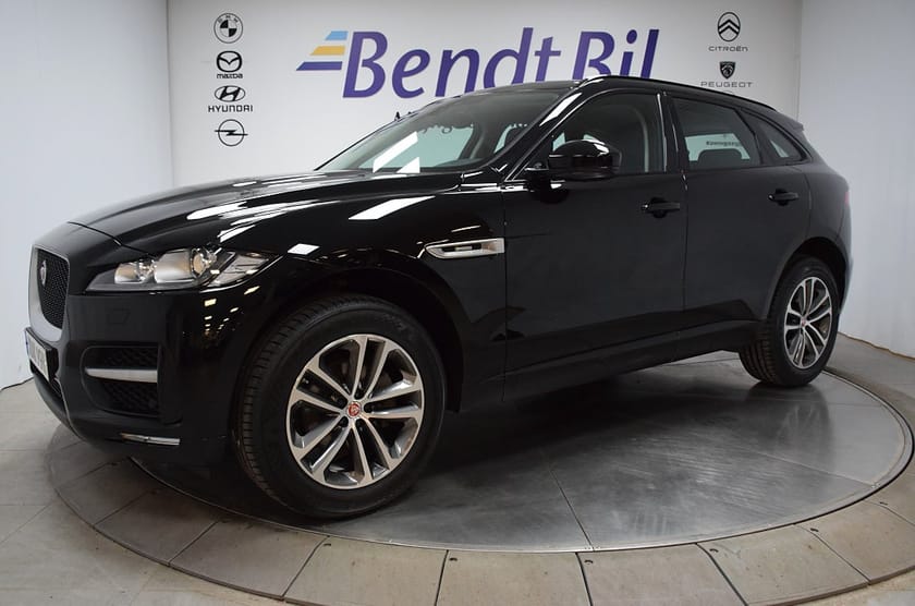 Bild 5 av Jaguar F-Pace 20d AWD R-Sport Dragkrok Nav
