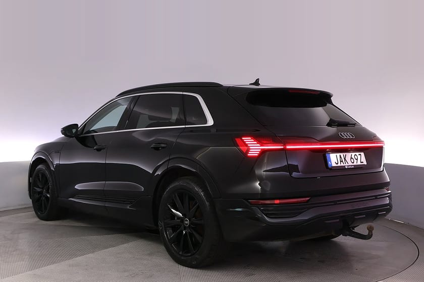Bild 4 av Audi Q8 50 e-tron quattro Drag Elstol Kamera Navi Läder