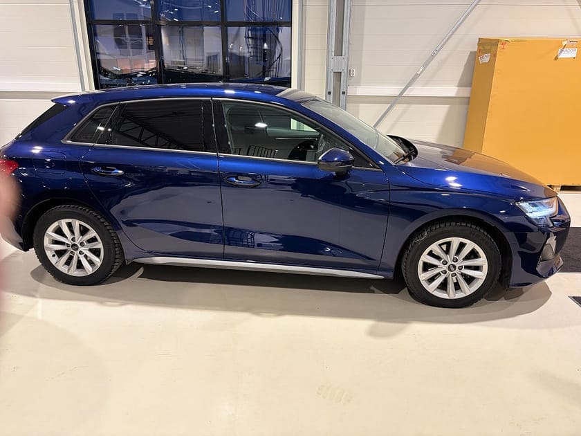 Bild 2 av Audi A3 Sportback 35 TFSI / En Ägare / Back.kam /