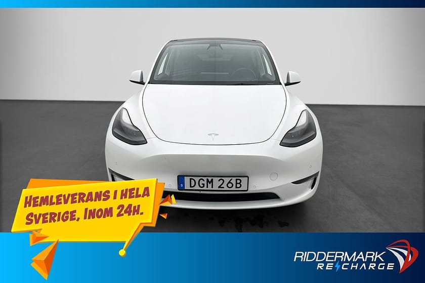 Bild 3 av Tesla Model Y Long Range AWD Pano Kamera Autopilot Skinn