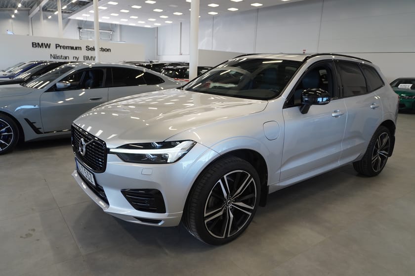 Bild 3 av Volvo XC60 T8 AWD Recharge R-Design Pano Drag 21