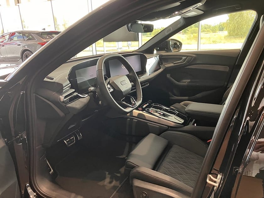 Bild 4 av Audi A5 Avant e-hybrid quattro 367hk S-line