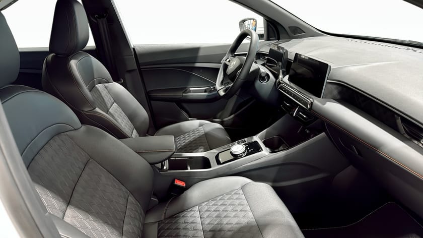 Bild 3 av MG 3 Hybrid+ LUXURY 190 HK Privatleasing från 2995kr/mån