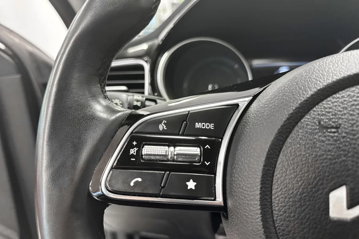 picture of a car