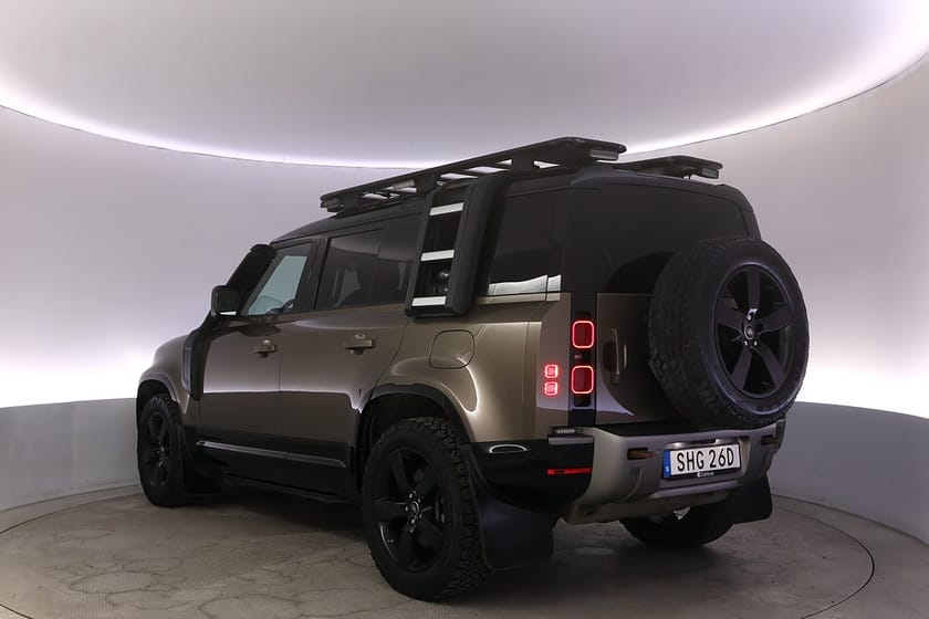 Bild 4 av Land Rover Defender P400e PHEV X-Dynamic Drag Pano Meridian