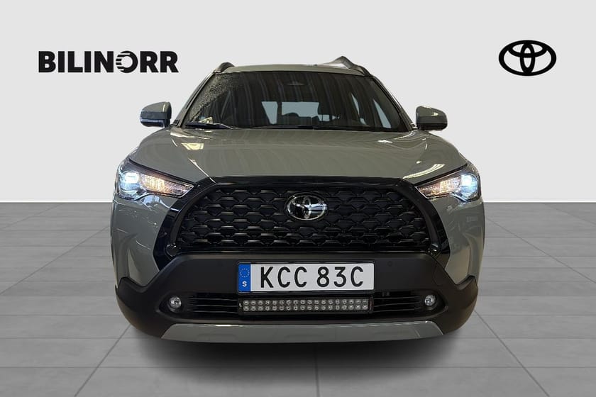Bild 5 av Toyota Corolla Cross Hybrid AWD-i 2,0 Active Plus Drag Ledramp