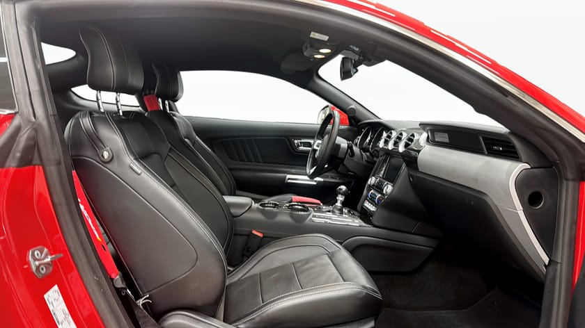 Bild 3 av Ford Mustang (317hk) EcoBoost / BACKKAMERA / NAVI / LÅGA MIL