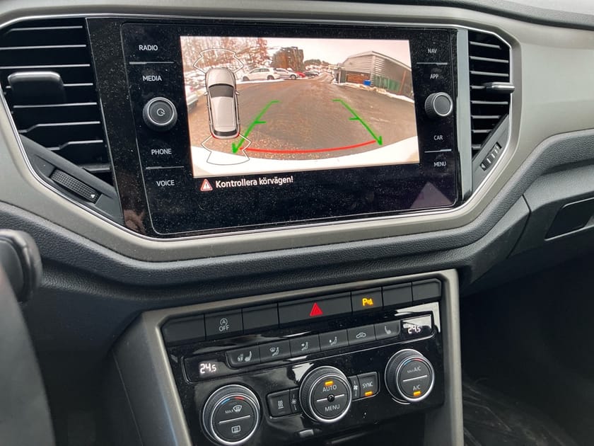 Bild 4 av Volkswagen T-Roc 2.0 TDI 4MOTION 150 HK Drag/Värmare