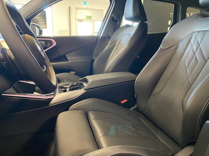 Bild 4 av BMW X3 30e xDrive 4,95% ränta Adaptiv Farthållare HUD Drag H/K