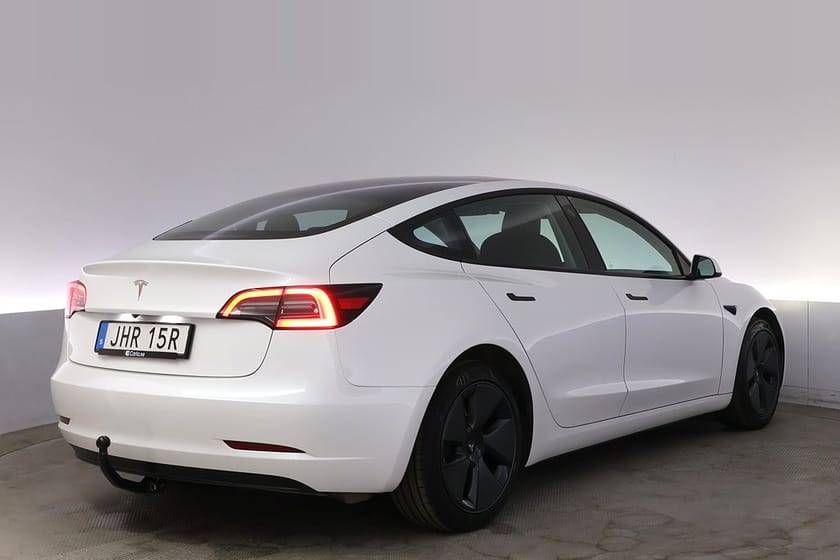 Bild 5 av Tesla Model 3 Standard Range Refresh AP Pano Drag V-hjul