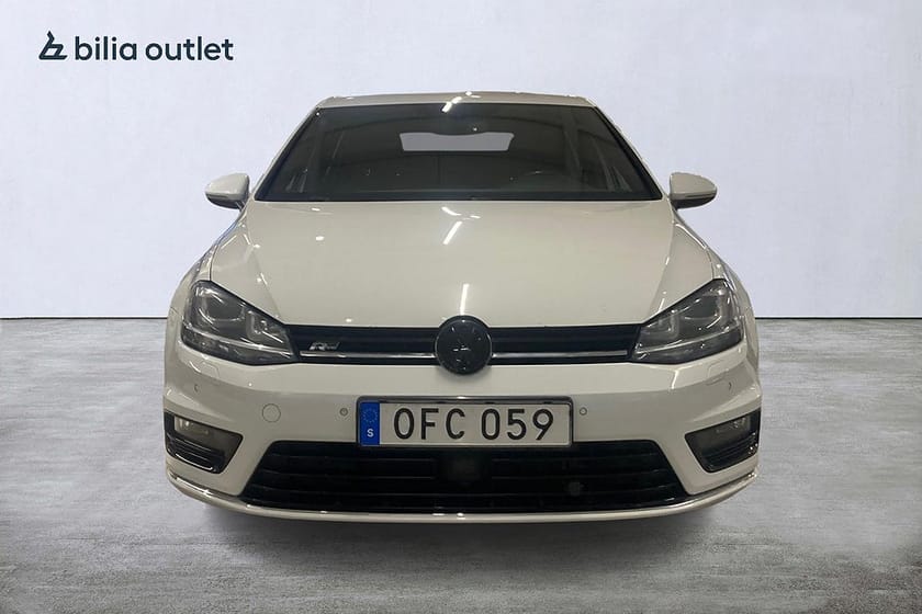 Bild 3 av Volkswagen Golf 1.4 TSI R-Line Plus / M-Värmare / Adaptiv farth / CarPlay
