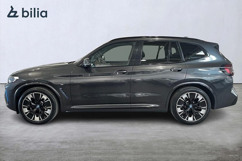 Bild 3 av BMW iX3 M Sport | Charged Plus | Pano | H&K | Drag
