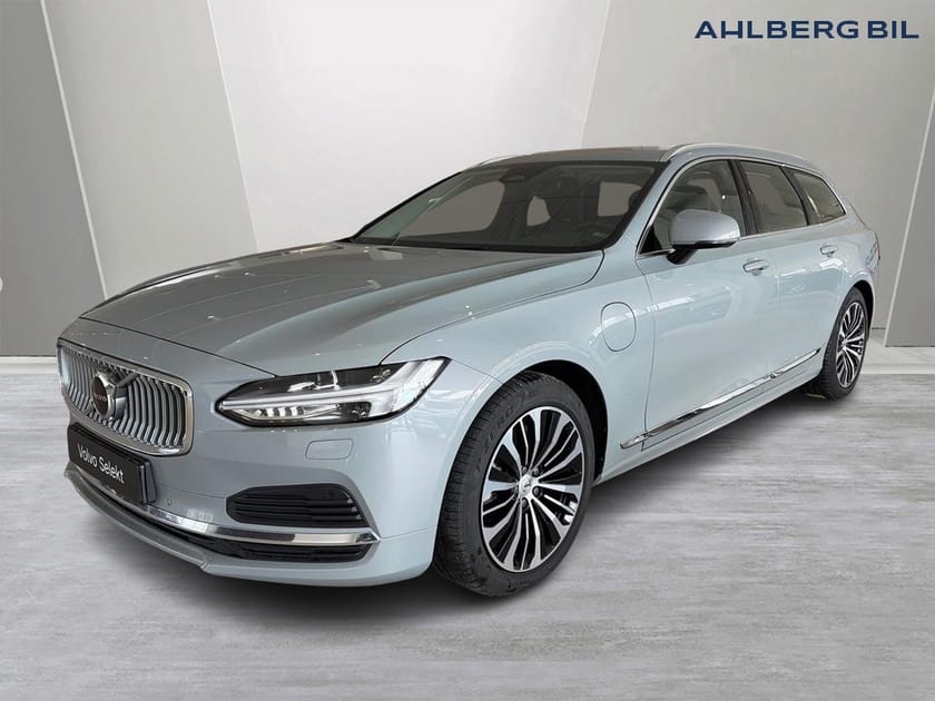 Bild 5 av Volvo V90 Recharge T6 Core Edition II, Parkeringskamera Bak, Baklucka Elmanövrerad, Google Maps, Apple CarPlay