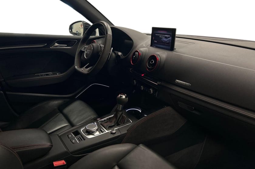 Bild 5 av Audi RS 3 Sportback 400hk Quattro s-tronic/Panorama