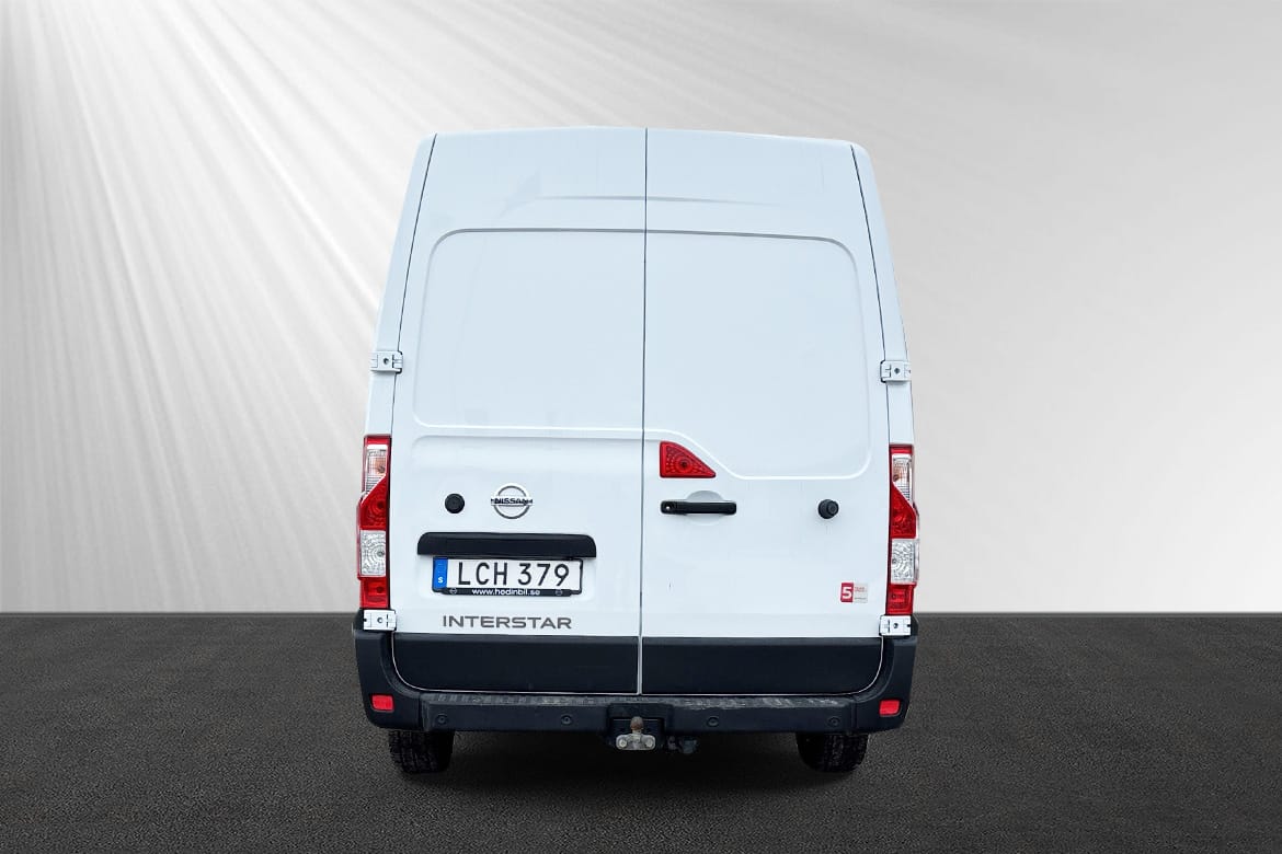 Nissan Interstar Skåpbil