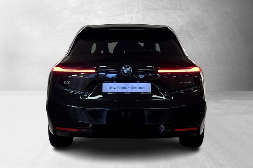 Bilde 3 av BMW iX xDrive40 H/K, Laser, SkyLounge, Adp-Cruise, H.Feste