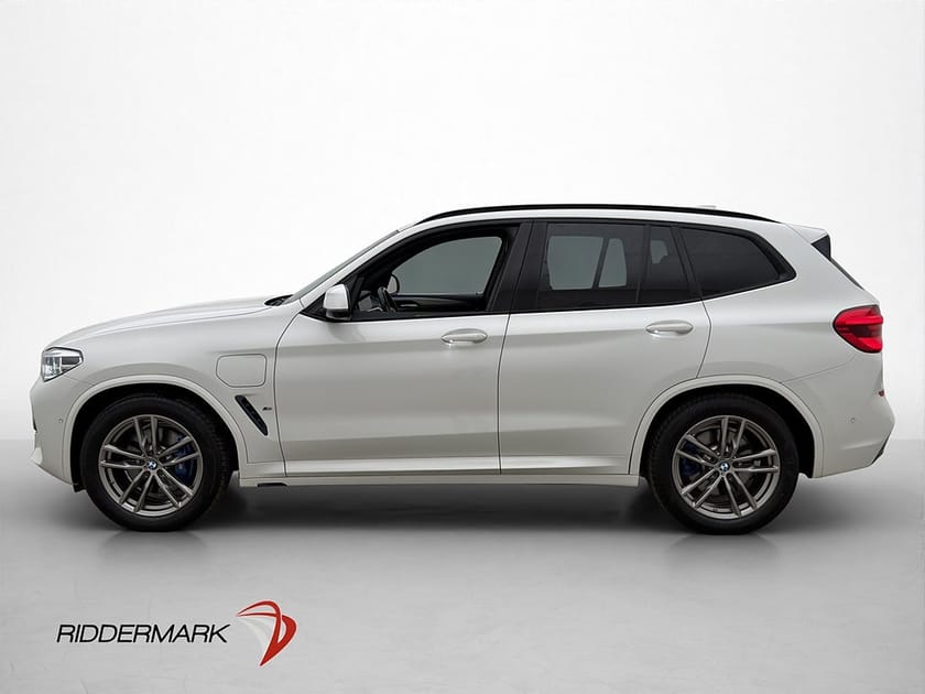 Bild 4 av BMW X3 xDrive30e M Sport Cockpit 360° Navi HiFi Moms