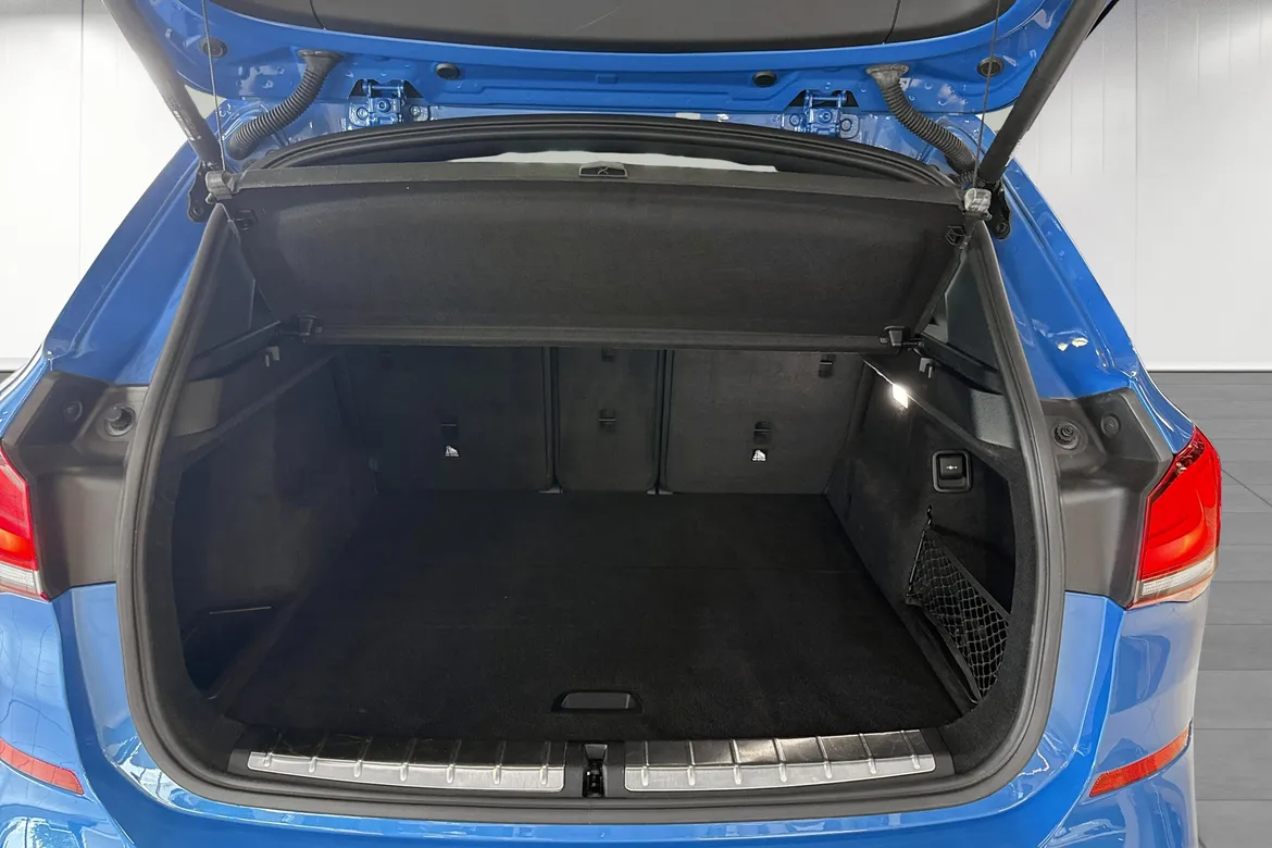 picture of a car