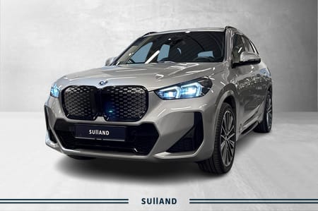 BMW iX1 xDrive30