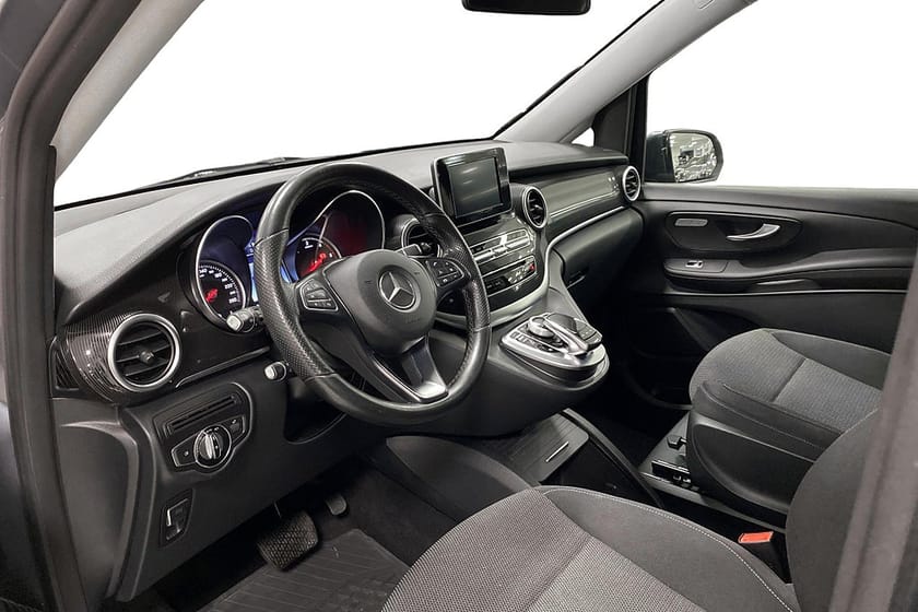 Bild 5 av Mercedes-Benz V 250d 3.1t 7G-Tronic Handikapp anpassad