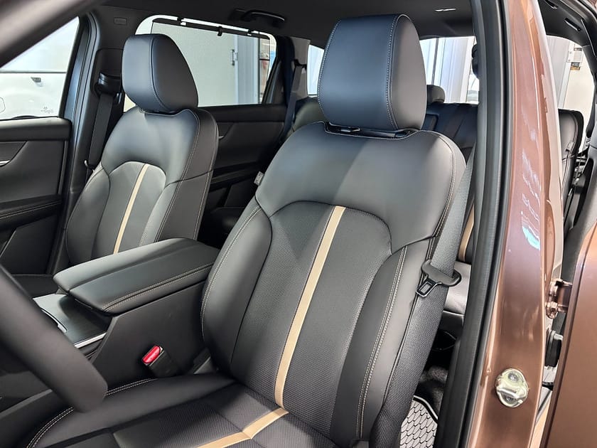 Bild 5 av Mazda CX-80 PHEV 327hk Homura Conv & Sound 7-sits, Ord pris 685.000