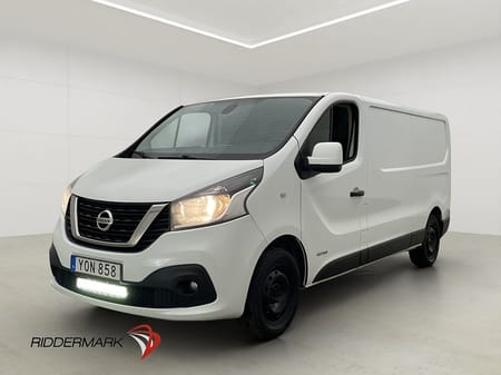 Nissan NV300 Skåpbil 1.6dCi L2 Värmare Dragkrok 3-Sits B-Kamera Moms