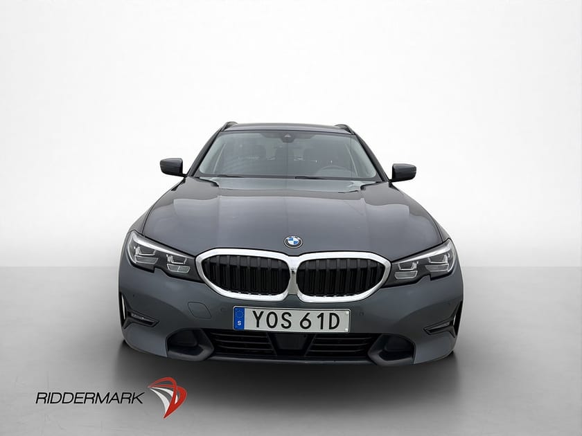 Bild 2 av BMW 330e xDrive Touring Sport line 292hk Drag Cockpit CarPlay Navi