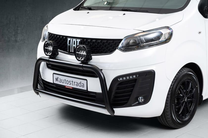 Bilde 2 av Fiat Scudo Varebil IP 2,0 D Automat - Hengerfeste|Ekstralys|Navigasjon|+++
