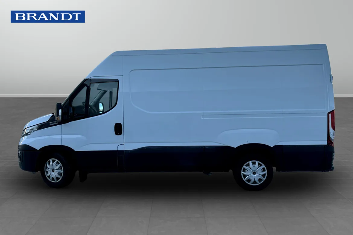 Iveco Daily 35-120 Van
