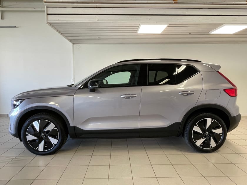 Bild 2 av Volvo EX40 Single Motor Extended Range ExtendedRange Plus SE