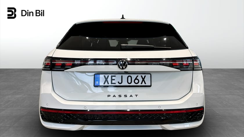 Bild 5 av Volkswagen Passat Sportscombi R-LINE TDI 193hk 4M Vhjul/Drag/Värmare