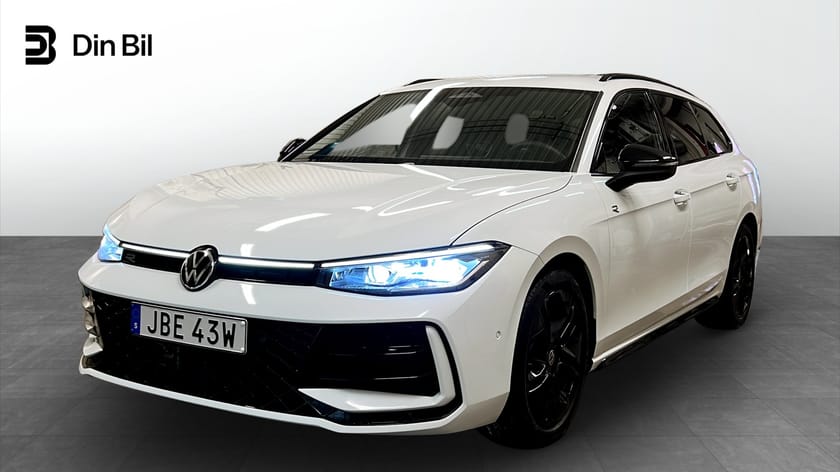 Bild 1 av Volkswagen Passat Sportscombi R-Line Black TDI193 DSG 4M/Drag