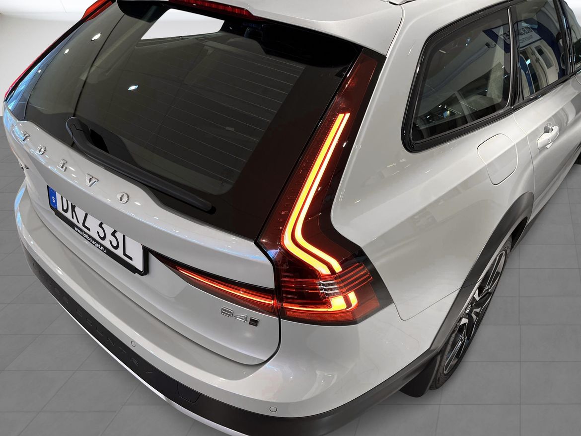 Volvo V90 2021 - miniatyr 14
