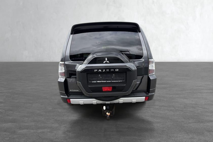 Bilde 5 av Mitsubishi Pajero 5-dørs Instyle + meget lav km