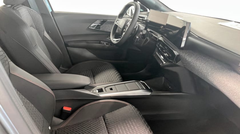 Bild 3 av Renault Clio TECHNO TCE 115 EDC