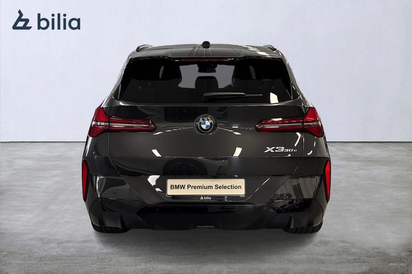 Bild 5 av BMW X3 30e xDrive | Supercharged | Panorama | 0,95% Ränta